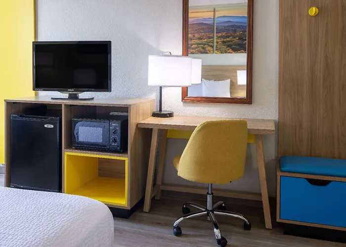 Days Inn By Wyndham Winchester
